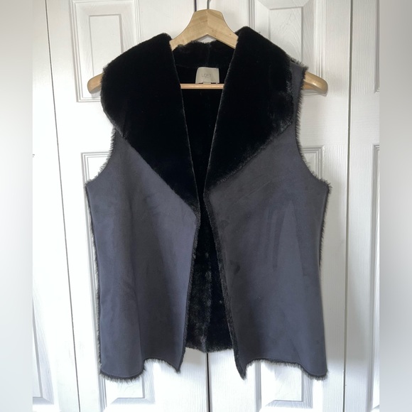 LOFT reversible shearling/suede vest black Sz S - Picture 2 of 13